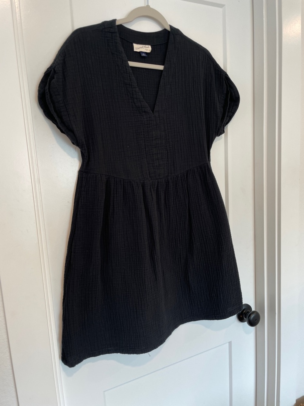 Black V-Neck Gauze Tunic Dress
